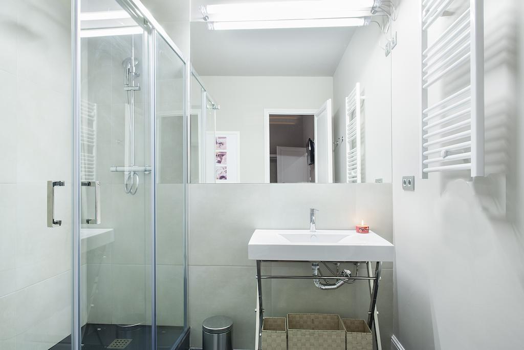 バックホーム ギャラリー B&B バルセロナ 部屋 写真